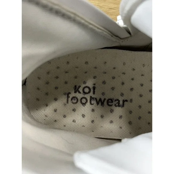 Koi‎ Footwear Women's Platform Ankle Boots Size 9 White Lace Up Lug Sole - Picture 4 of 16